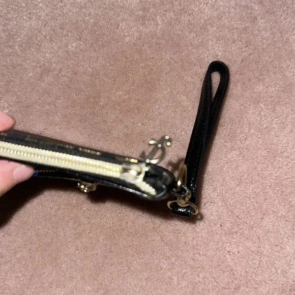 Juicy Couture Wristlet - Picture 4 of 5